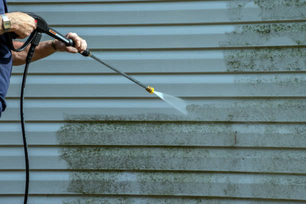 Pressure Washing Brick in Huntington, TX